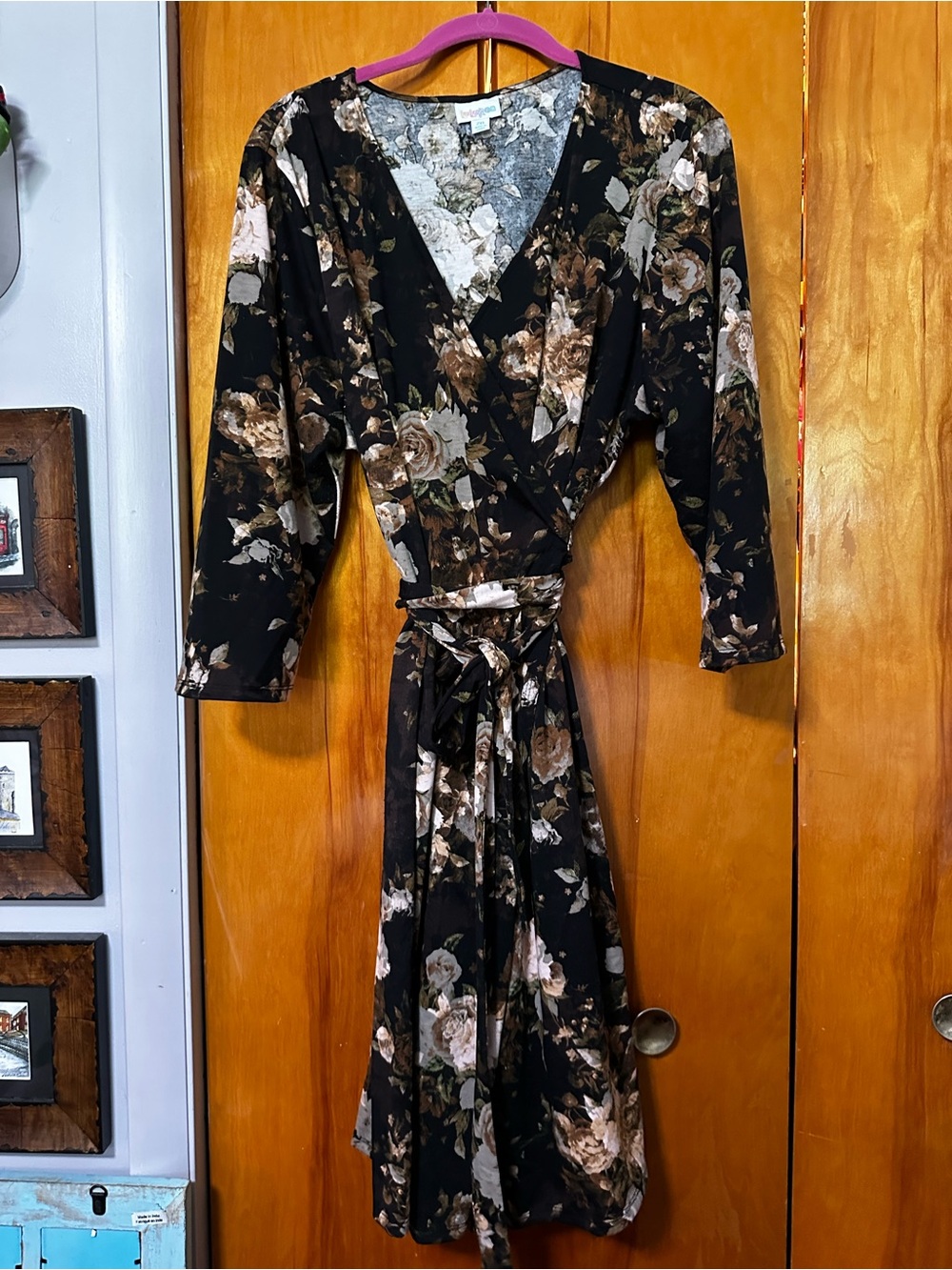 LuLaRoe Black Floral Wrap Robe with Brown and Cream Blooms